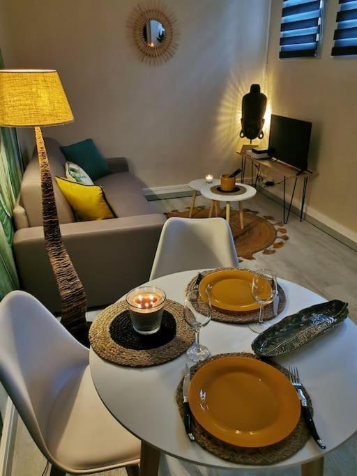Cozy D'Opale Charmant T1 Bord De Mer Cour Privee Et Clot Wifi 3 Pers Animaux Acceptes Gratuit Apartment Berck Bagian luar foto